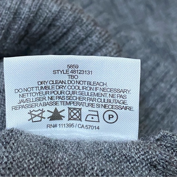 TORY BURCH Style 48123131 Wool Blend Knit Sweater with Rhinestones Patch Size M - Picture 11 of 11